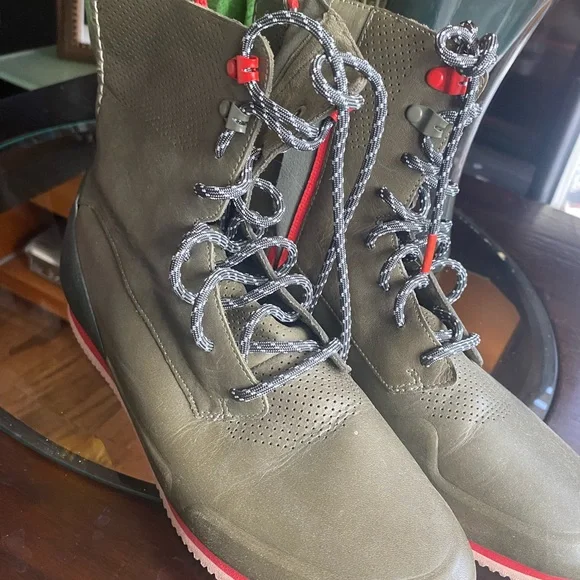 Nike NSW Sunburst Green Leather Winter Sneaker Boots Womens - Picture 2 of 10